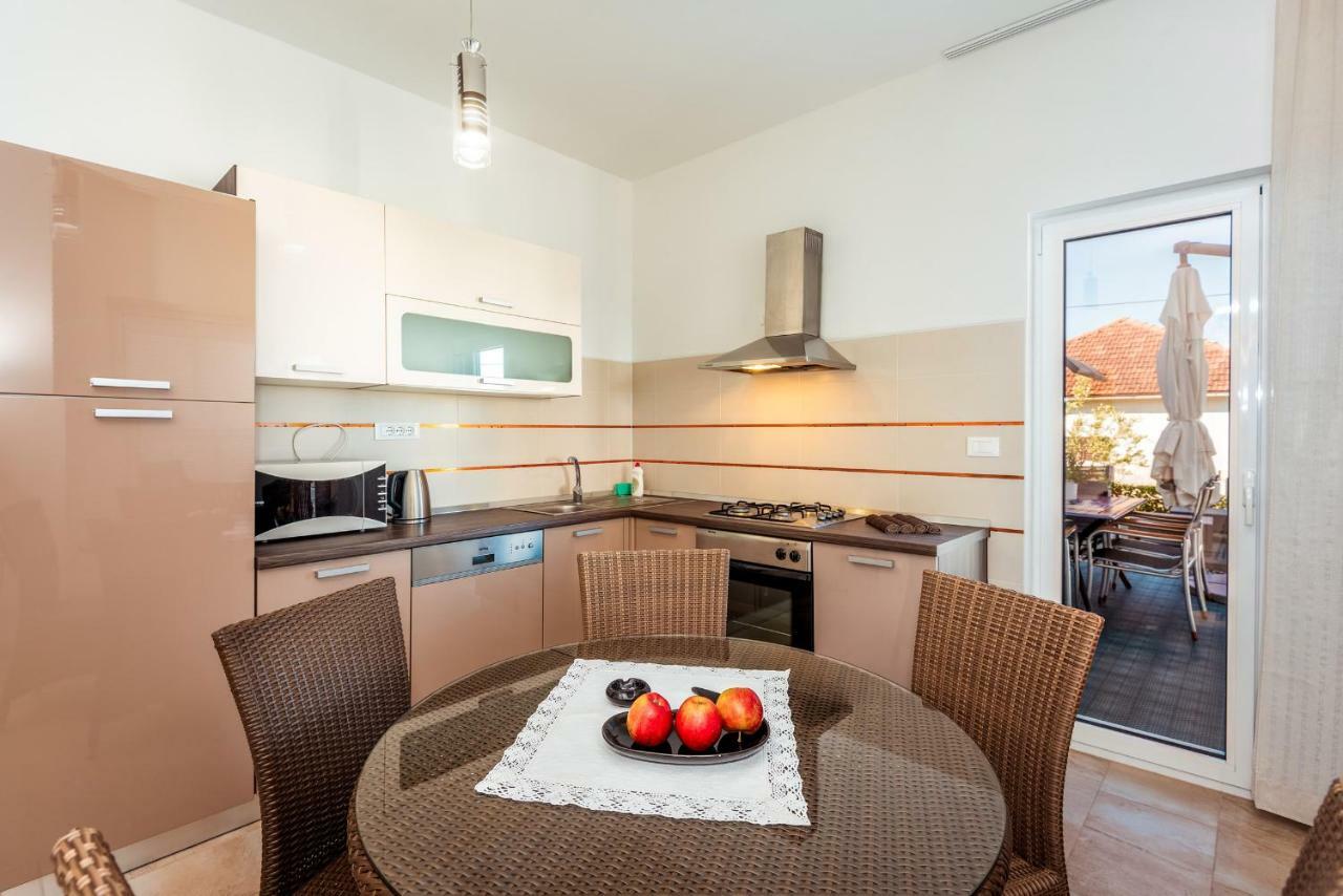 Apartmani Gelo Klek Bagian luar foto